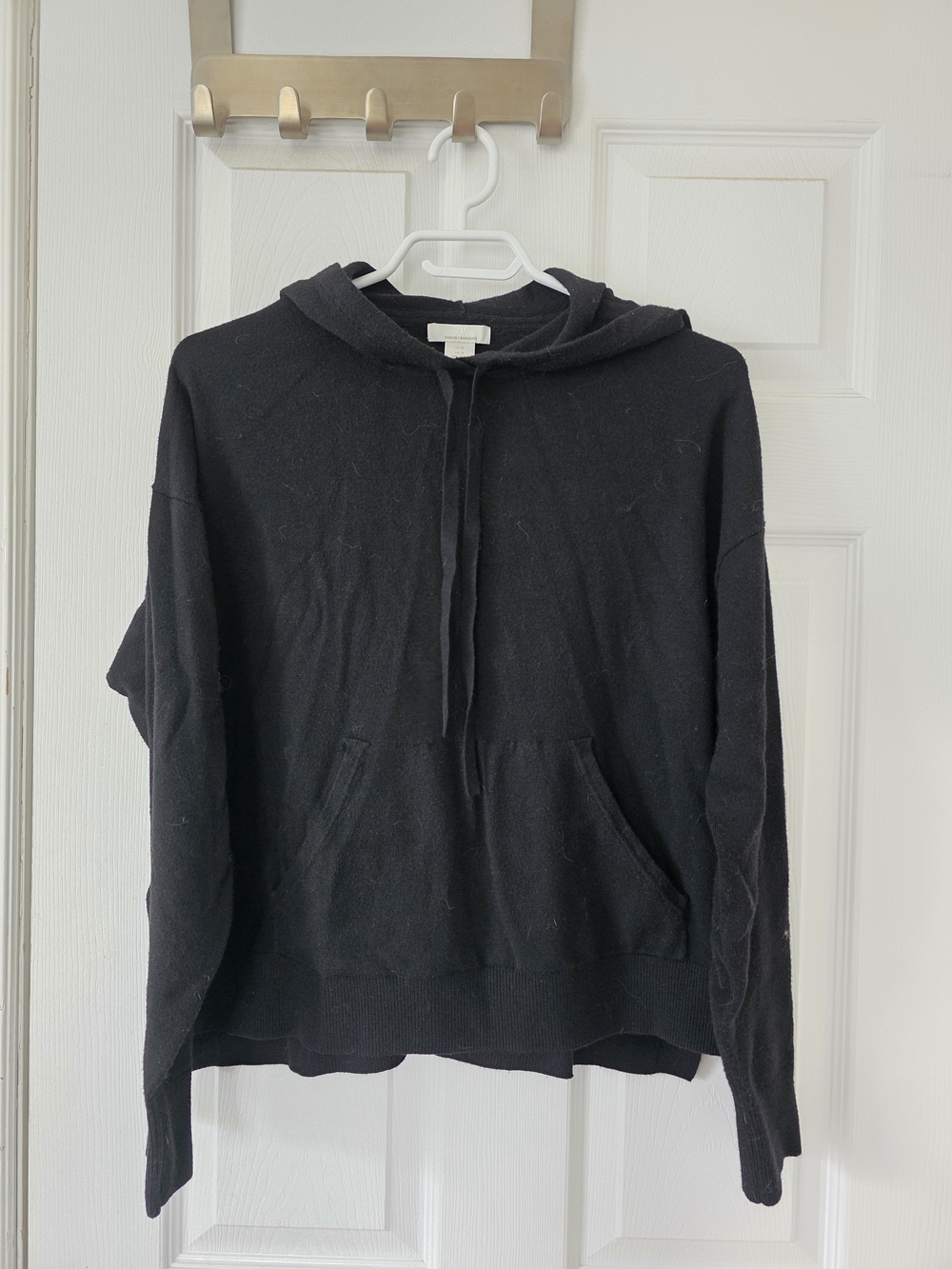 Basic Women's Hooded Sweater | SZ Medium